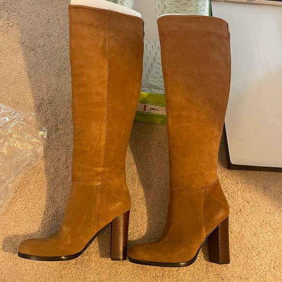 NEW Sam Edelman Camel Suede Boots - Picture 7 of 10